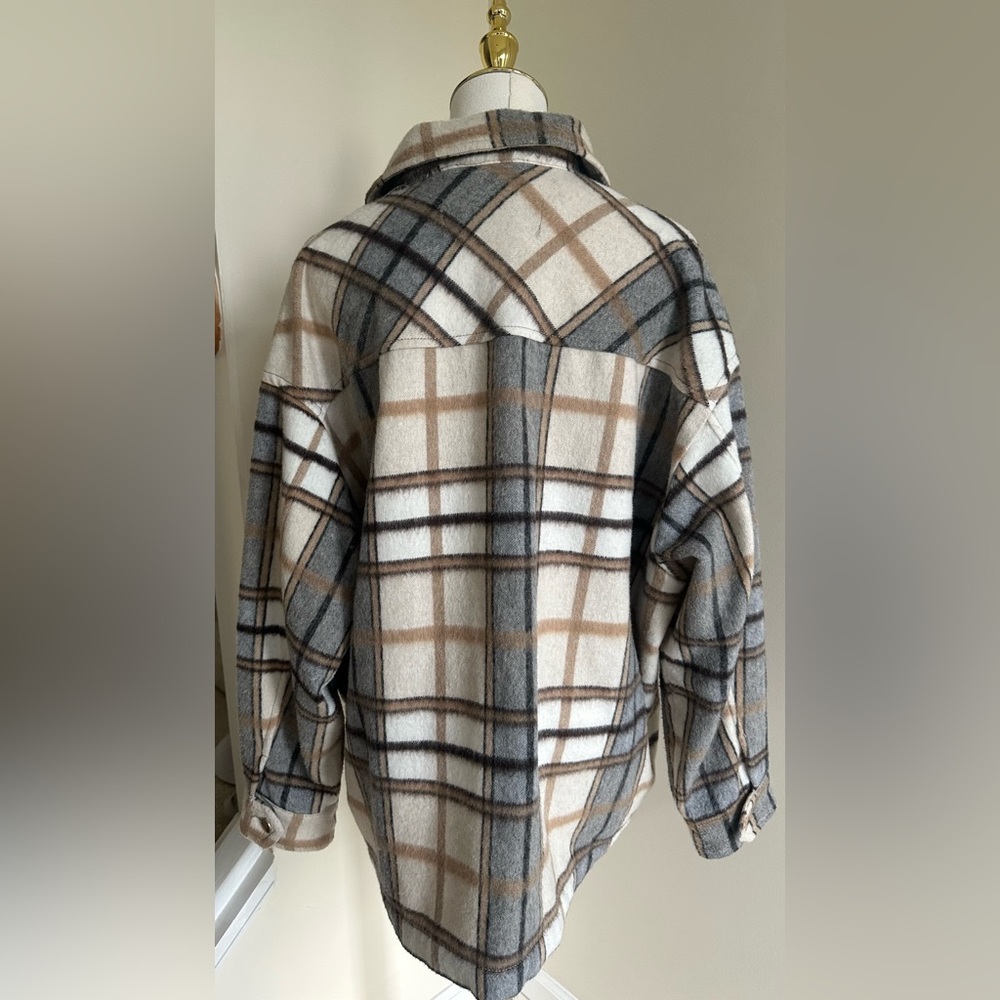 Zara Wool Shacket- Large - Picture 5 of 7